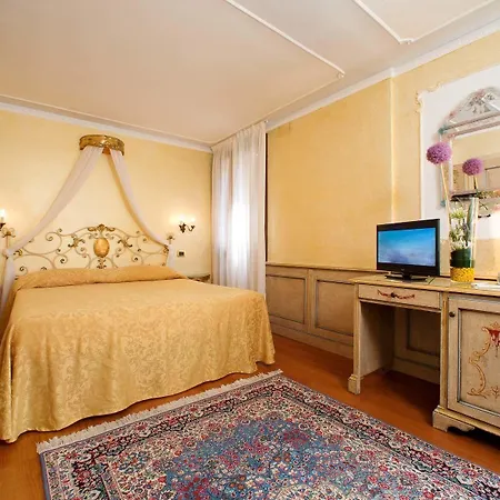 Al Piave Отель Венеция