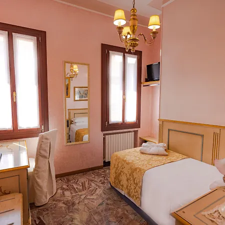 Отель Al Piave Венеция