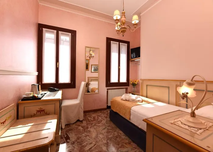 أل بيافي فندق البندقية