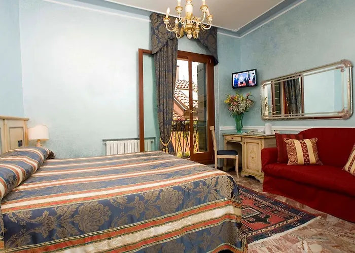 アル ピアーヴェ 3* ヴェネツィア